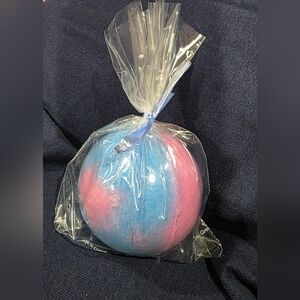 Cotton Candy Scented Blue and Pink Fizzing Bath Bomb
